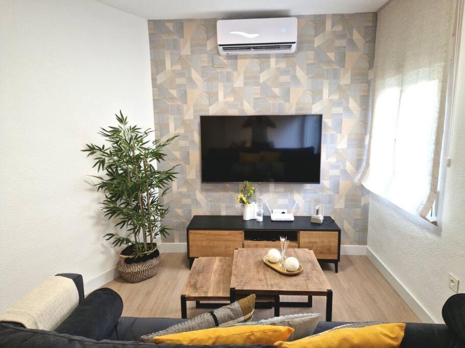 Appartamento Apartamento Plaza Cervantes Jaén Esterno foto