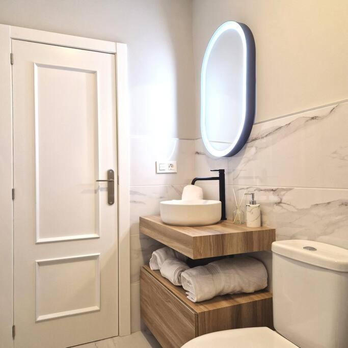 Appartamento Apartamento Plaza Cervantes Jaén Esterno foto